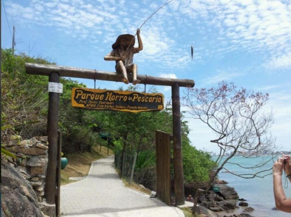 瓜拉派瑞Apt Encantador Praia Do Morro 20 Metros Da Praia.公寓 外观 照片